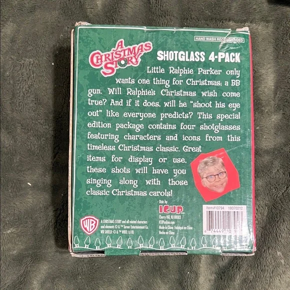 Shot Glass 4-Pack - Red and Green - Picture 3 of 6